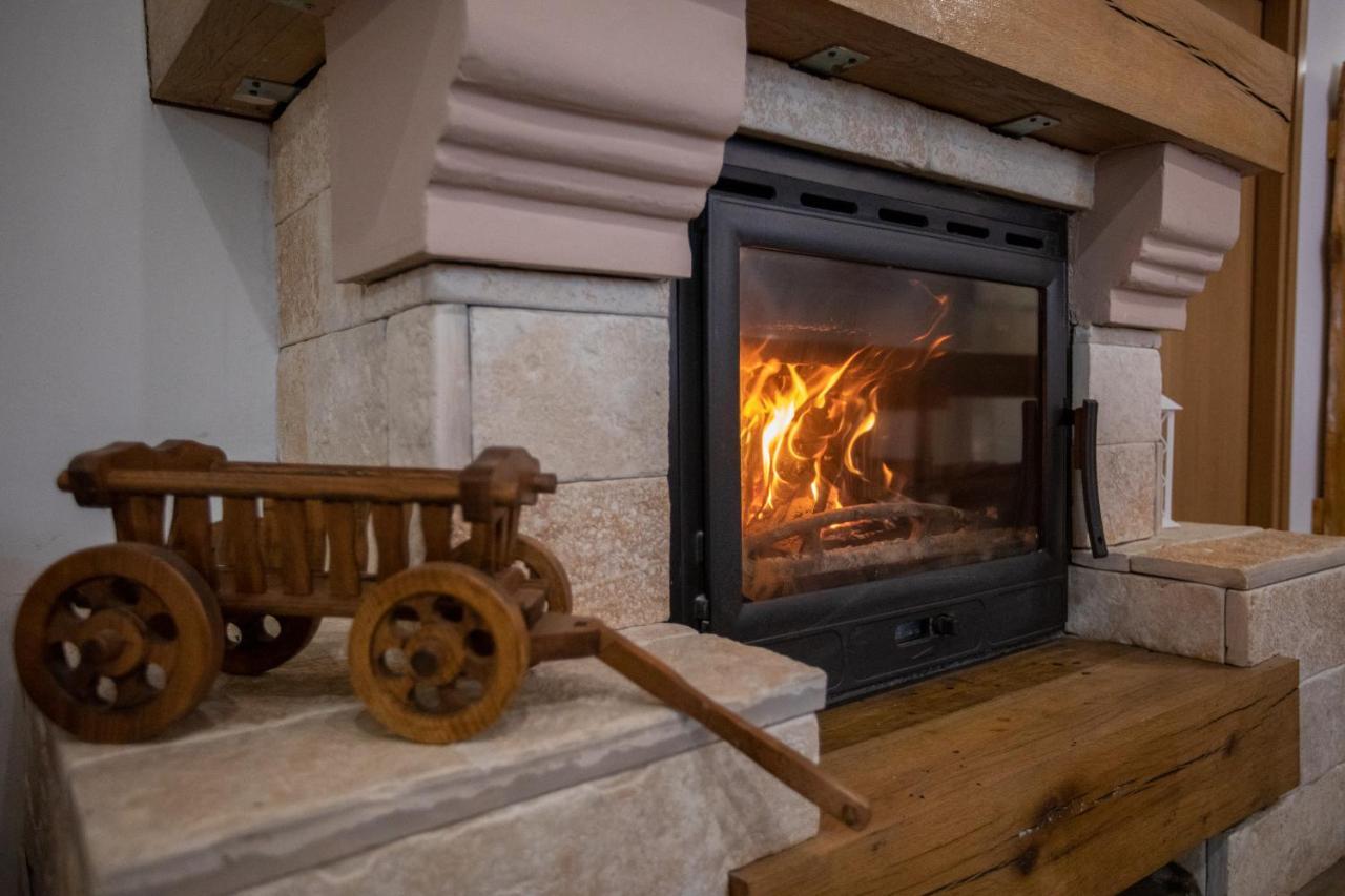 Apartmani Lara Modrus-Kuca Za Odmor Dış mekan fotoğraf